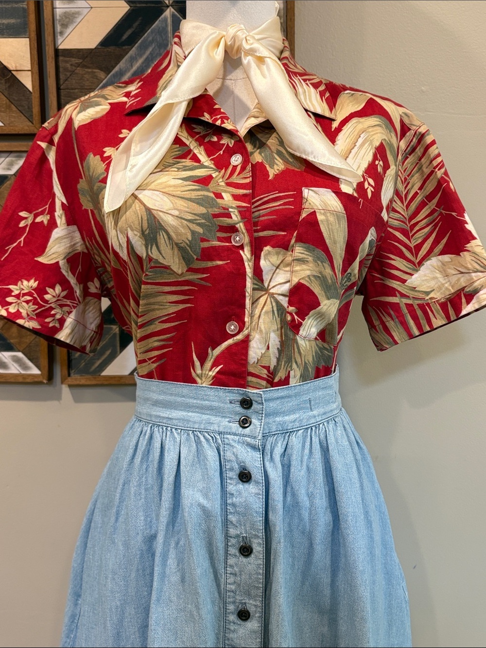 Vintage Lauren Ralph Lauren Red Floral Hawaiian Linen Button Down Top size Small